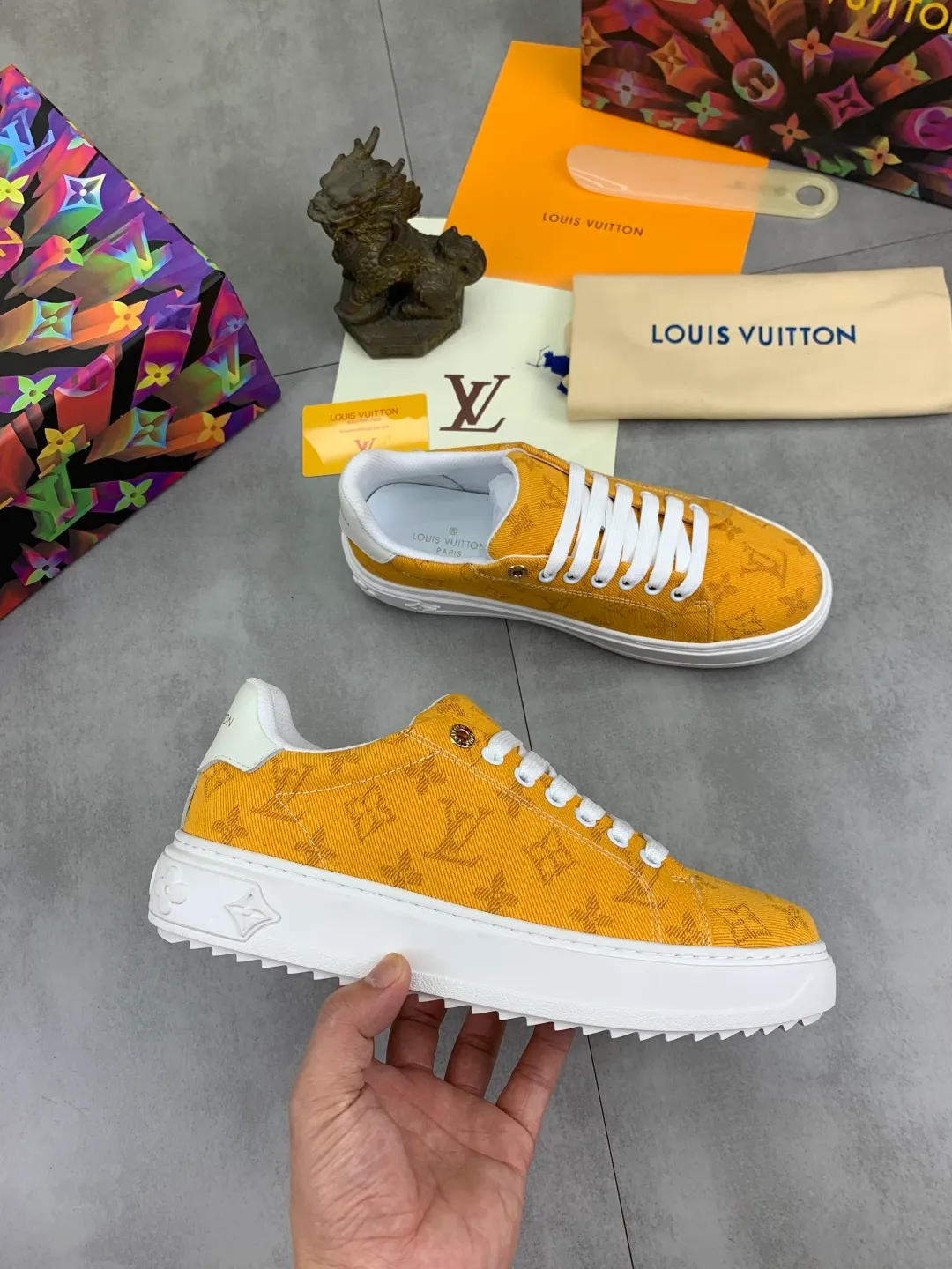 Men's men's shoes💰P520💰[New model]🆘High quality cowhide [Louis Vuitton]LV official website latest model🎁casual and fashionable men's shoes👟hot style💥simple and elegant style, exclusive for trendy men. Unique official website latest brand elements👑original decoration, fashionable and generous, the fabric is made of original denim➕comfortable and breathable mesh lining➕cow leather feet ✅The official website specifies wear-resistant casual outsole, the classic model is taken in real life🎬Color: 6️⃣colors available😍Number of codes: 38-44 Full set of packaging